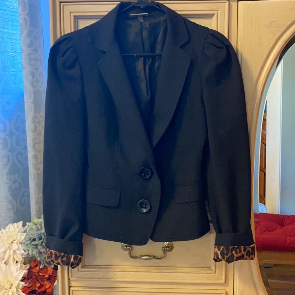 Express Jacket Leopard Puff Sleeve